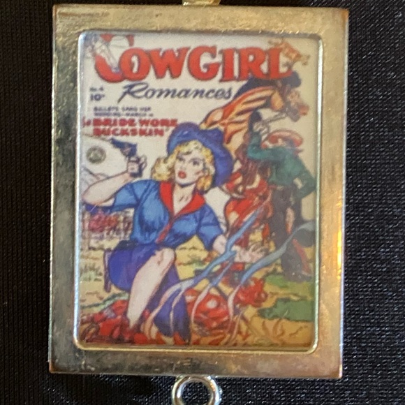 Vintage cowgirl art pendant with clear crystal, black bead chain/reverse zebra - Picture 3 of 8